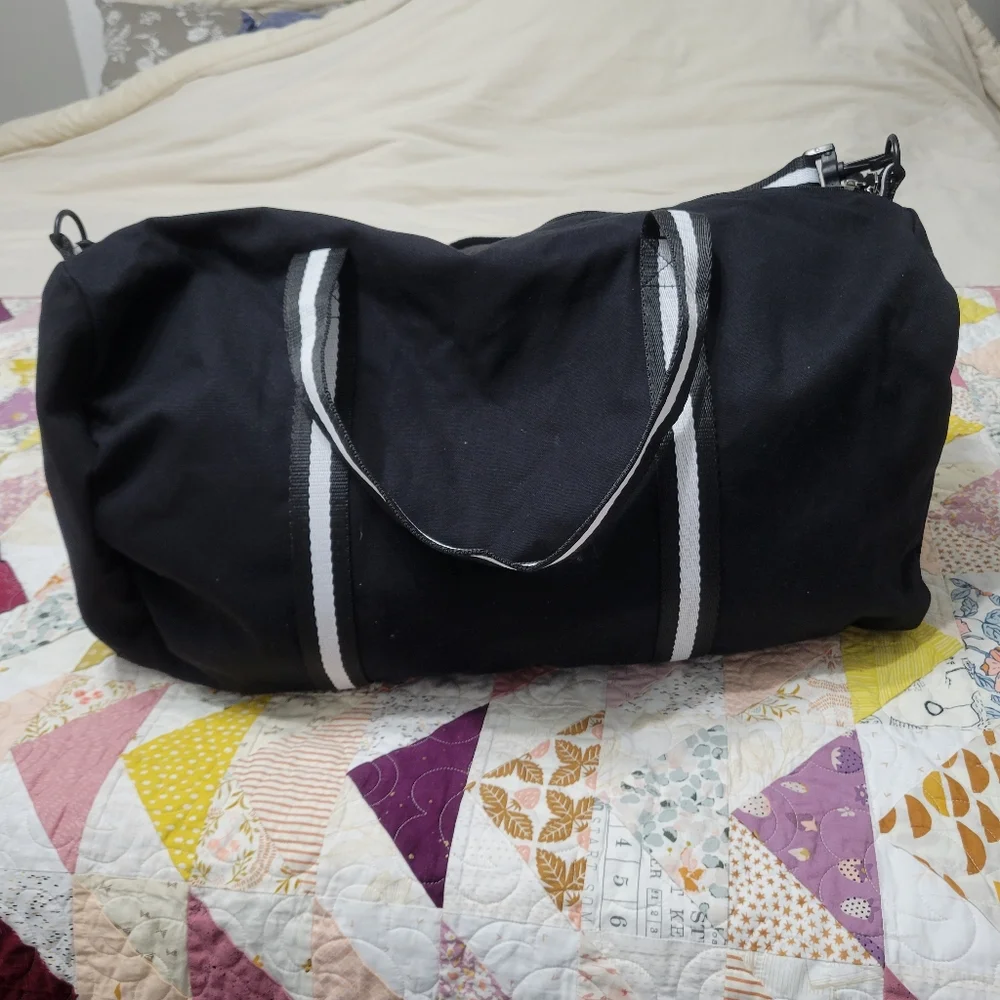 Hydrow Rowing Club Duffel Bag
